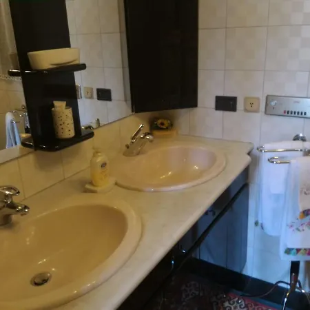 Elegant Apartment, Close Downtown Apartment