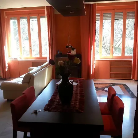 Elegant Apartment, Close Downtown *